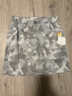 Women’s skirt with built in shorts